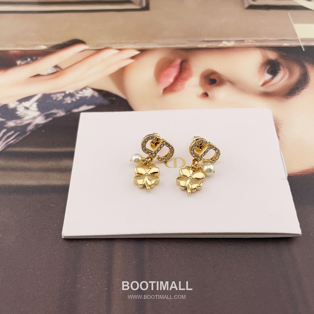 Dior CD Star Clover Pearl Brass Silver Plated Necklace with Crystal Pendant 디올 CD 스타 클로버 펄 황동 실버도금 네클리스 크리스탈 펜던트 6