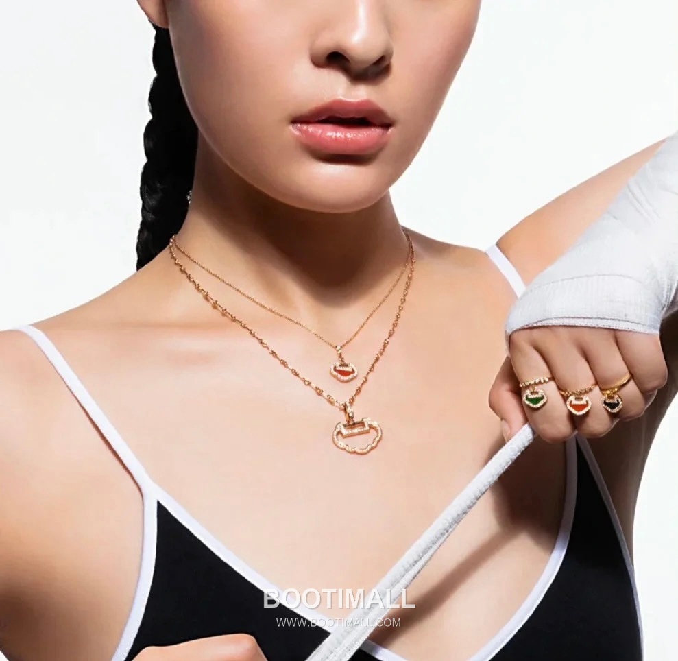 Qeelin Ruyi Carnelian Mother of Pearl Diamond 18K White Gold Necklace with Double Diamond Pendant 루이 카넬리안 자개 다이아 18K 화이트골드 네클리스 더블 다이아 펜던트 7