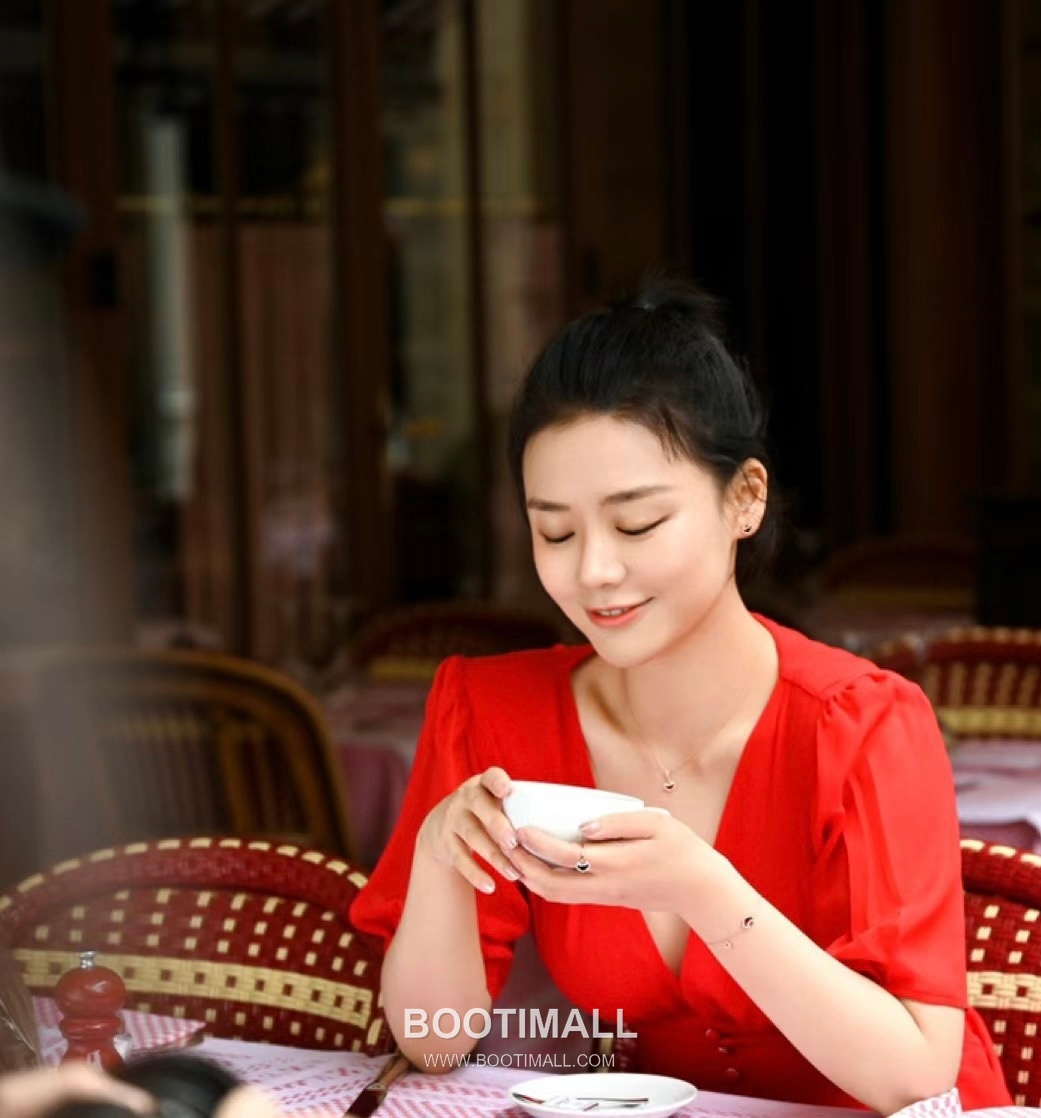 Qeelin Mini Ruyi Carnelian Mother of Pearl Diamond 18K White Gold Bracelet with Coin Charm 미니 루이 카넬리안 자개 다이아 18K 화이트골드 브레이슬릿 코인 참 디테일 5