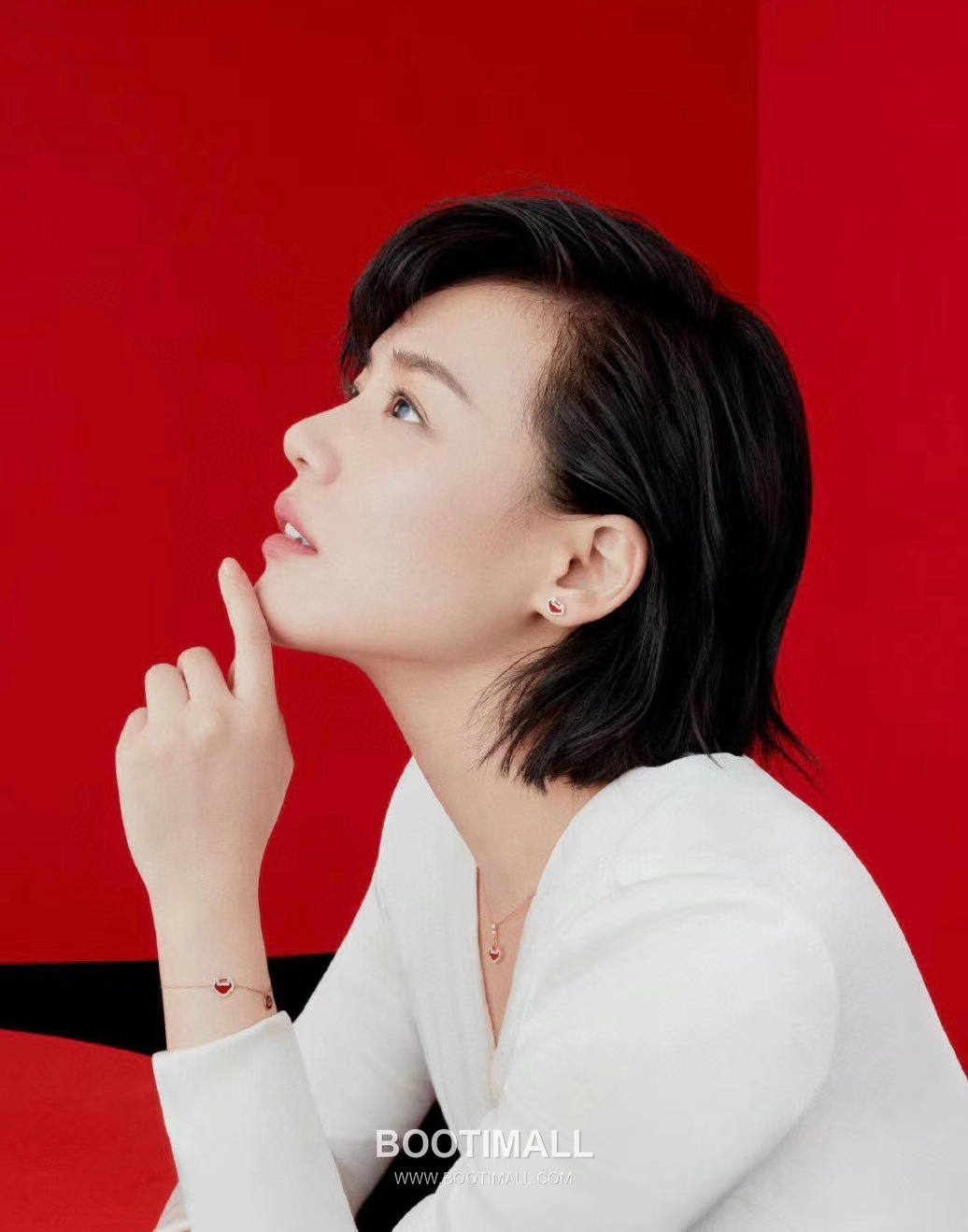 Qeelin Mini Ruyi Carnelian Mother of Pearl Diamond 18K White Gold Bracelet with Coin Charm 미니 루이 카넬리안 자개 다이아 18K 화이트골드 브레이슬릿 코인 참 디테일 8