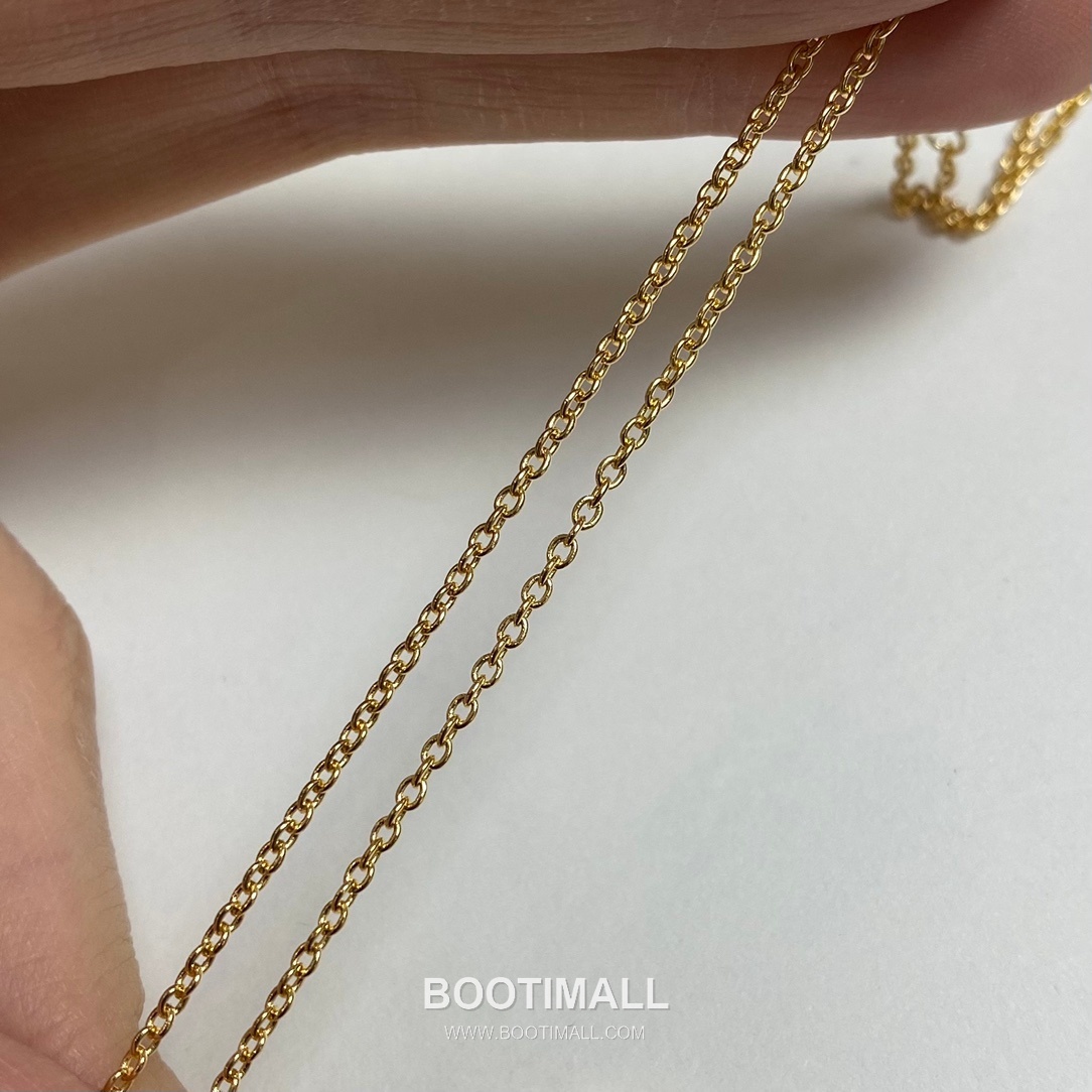 Qeelin Wulu Double Gourd Openwork Brass Gold Plated Necklace with Hollow Pendant 우루 더블 고드 오픈워크 황동 골드도금 네클리스 홀로우 펜던트 9