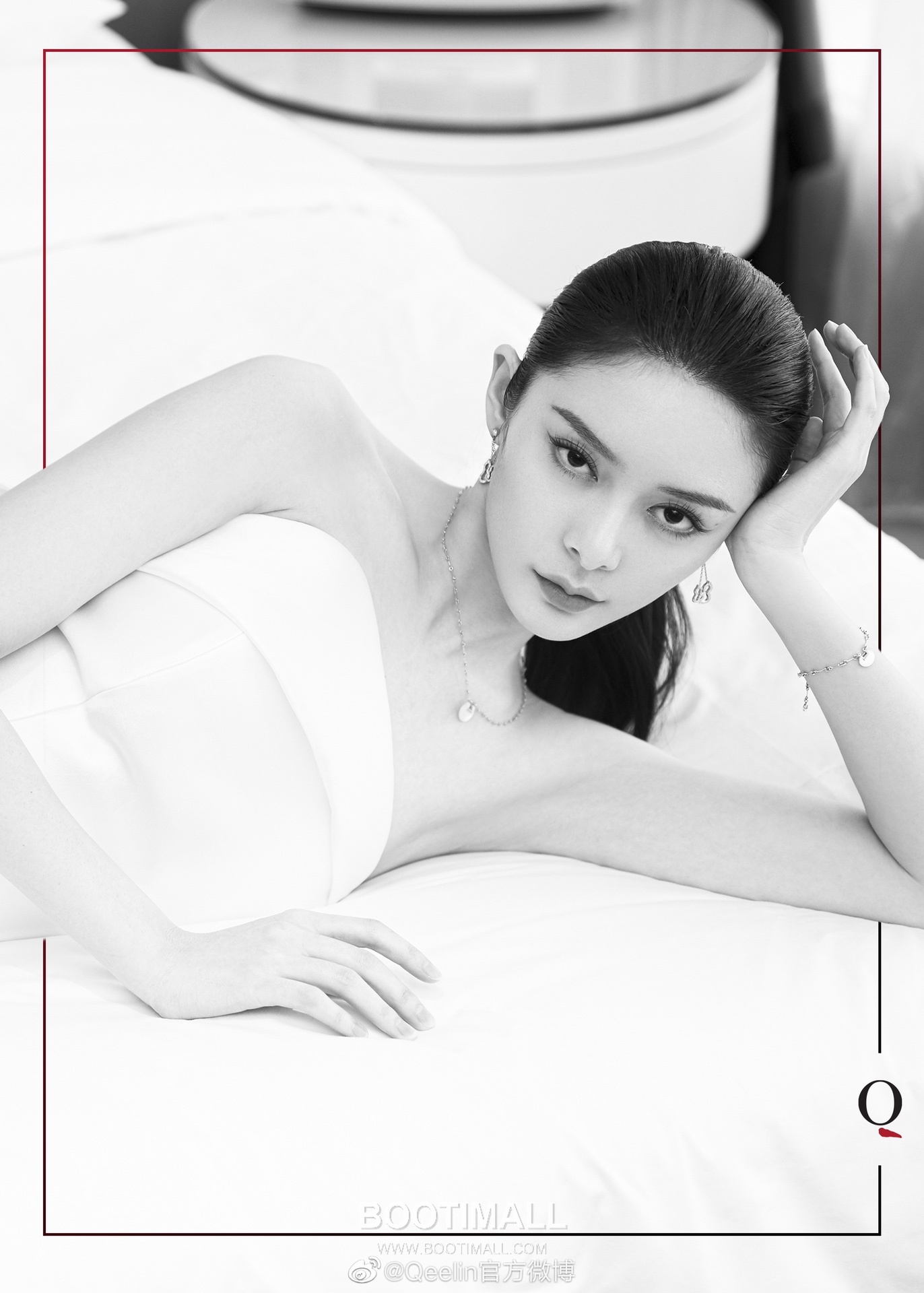 Qeelin Wulu Double Gourd Openwork Brass Gold Plated Drop Earring with Hollow Pendant 기린 우루 더블 고드 오픈워크 황동 골드도금 드롭 이어링 홀로우 펜던트 4