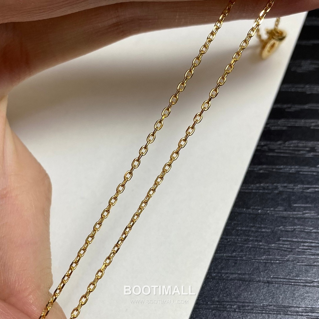 Hermes Mini Pop H Enamel Brass Gold Plated Necklace with Logo Pendant 에르메스 미니 팝 H 에나멜 황동 골드도금 네클리스 로고 펜던트 2