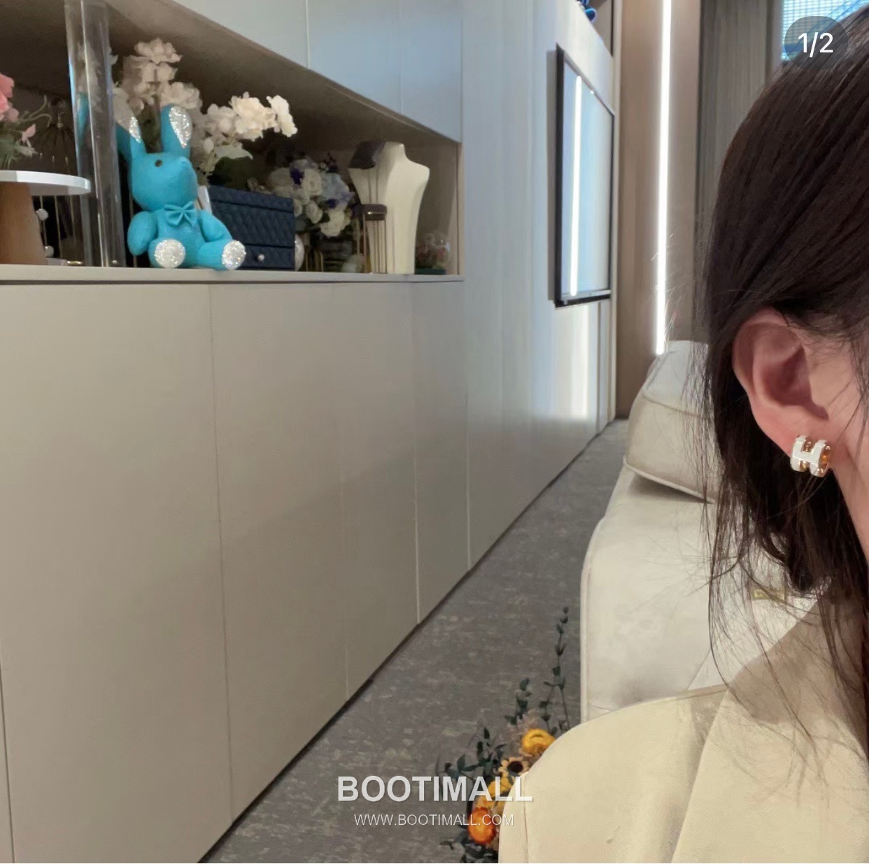 Hermes Mini Pop H Enamel Brass Rose Gold Plated Stud Earring with Logo Detail 에르메스 미니 팝 H 에나멜 황동 로즈골드 도금 스터드 이어링 로고 디테일 2