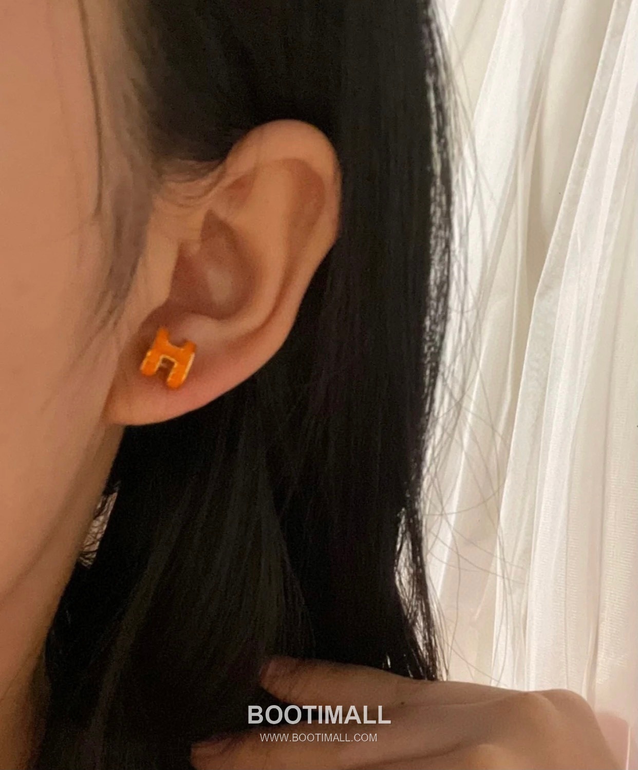 Hermes Mini Pop H Enamel Brass Rose Gold Plated Stud Earring with Logo Detail 에르메스 미니 팝 H 에나멜 황동 로즈골드 도금 스터드 이어링 로고 디테일 4