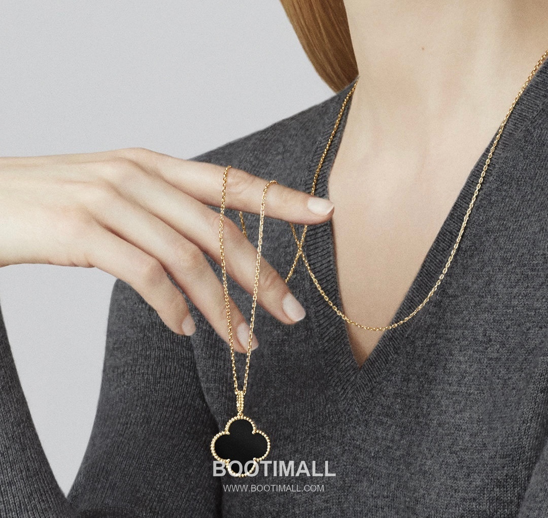 Van Cleef & Arpels Alhambra Clover Malachite Onyx Mother of Pearl Sterling Silver 925 Necklace with Beaded Chain 반클리프아펠 알함브라 클로버 말라카이트 오닉스 자개 스털링 실버 925 네클리스 비드 체인 19