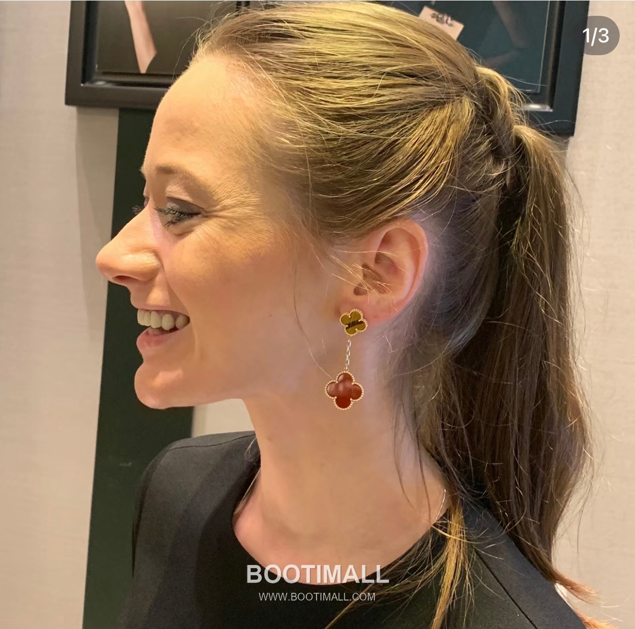 Van Cleef & Arpels Magic Alhambra Mother of Pearl Brass Gold Plated Stud Earring with Clover Motif 반클리프아펠 매직 알함브라 자개 황동 골드도금 스터드 이어링 클로버 모티프 9