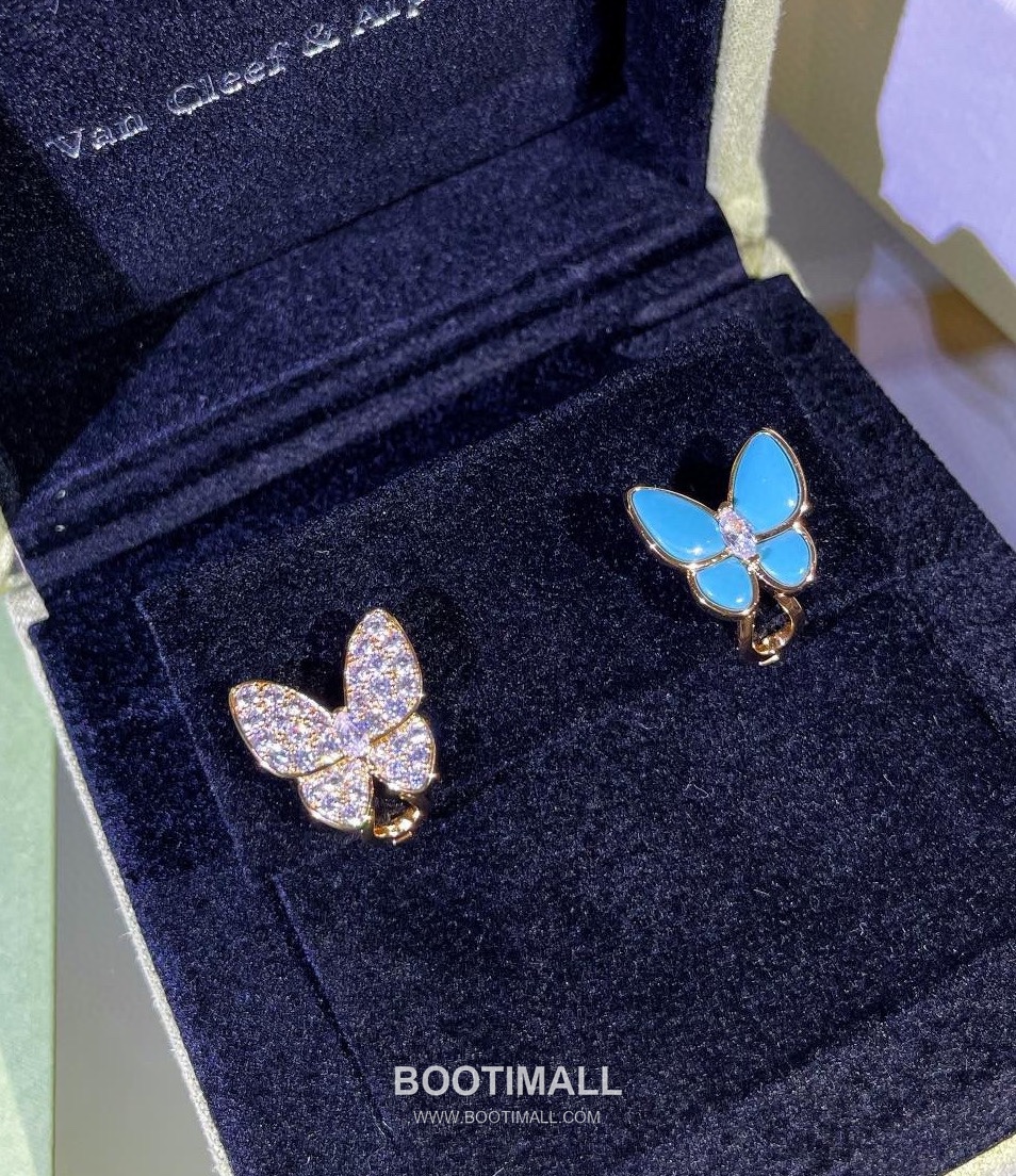 Van Cleef & Arpels Two Butterfly Turquoise Diamond 18K White Gold Necklace with Butterfly Motif 반클리프아펠 투 버터플라이 터키석 다이아 18K 화이트골드 네클리스 버터플라이 모티프 4