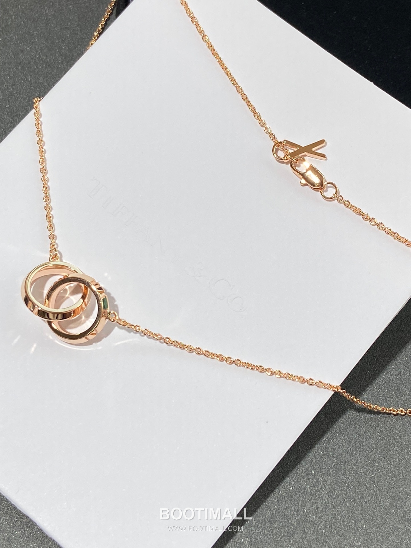 Tiffany & Co Atlas X Closed Interlocking 18K Rose Gold Necklace with Double Ring Pendant 티파니앤코 아틀라스 X 클로즈드 인터로킹 18K 로즈골드 네클리스 더블 링 펜던트 17