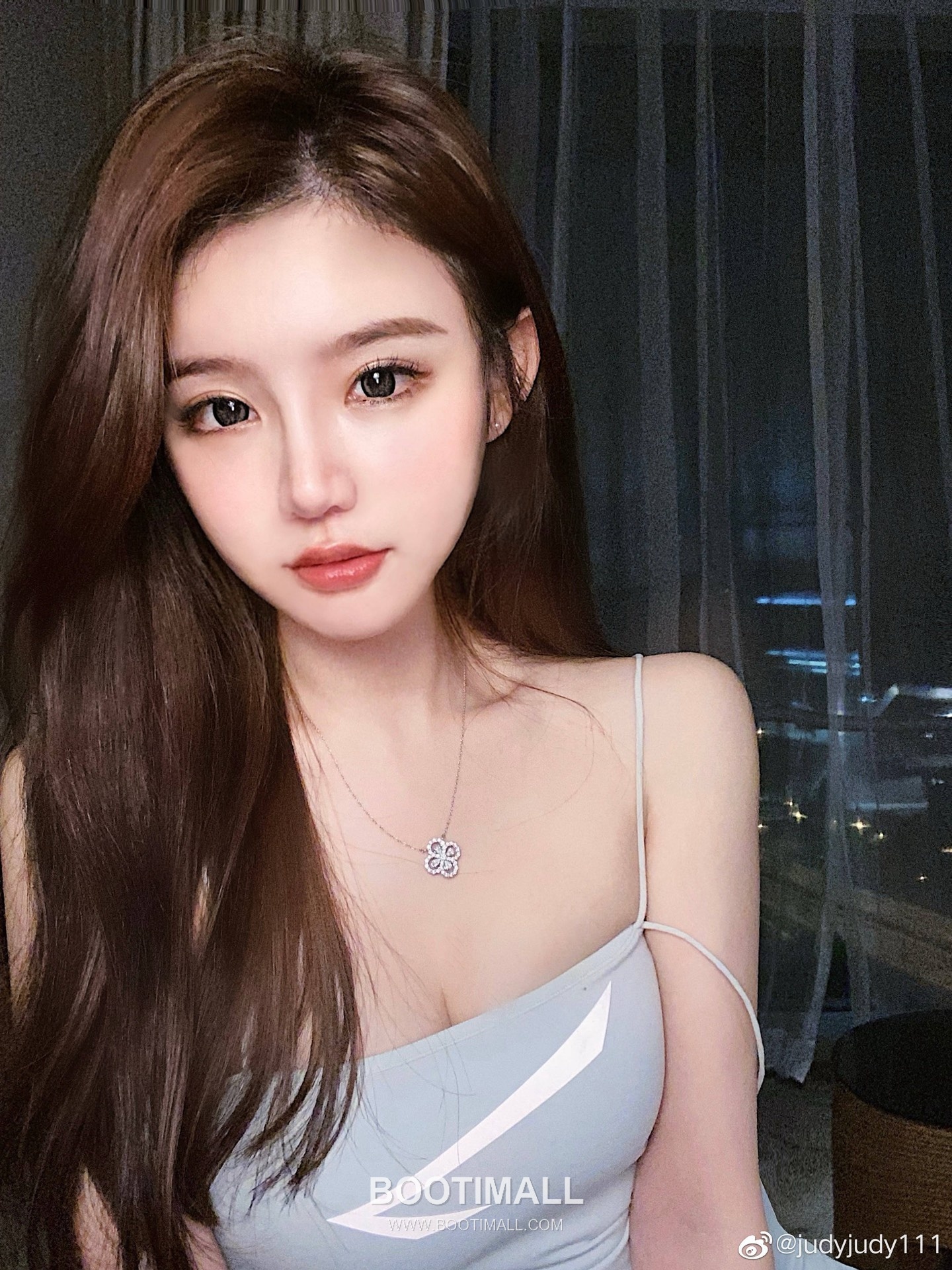 Harry Winston Diamond Loop Flower Sterling Silver 925 Gold Plated Necklace with Teardrop Crystal Pendant 해리윈스턴 다이아 루프 플라워 스털링 실버 925 골드도금 네클리스 티어드롭 크리스탈 펜던트 40cm 8