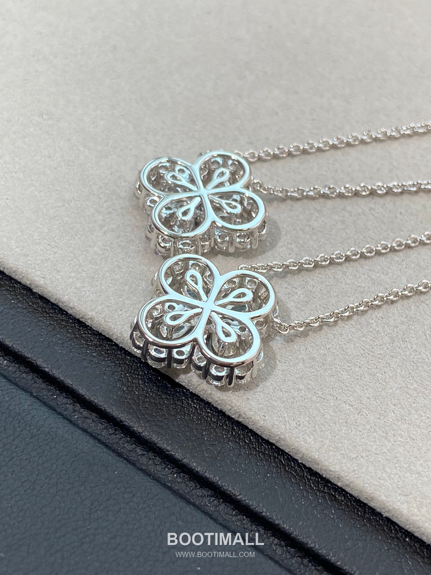 Harry Winston Diamond Loop Flower Sterling Silver 925 Gold Plated Necklace with Teardrop Crystal Pendant 해리윈스턴 다이아 루프 플라워 스털링 실버 925 골드도금 네클리스 티어드롭 크리스탈 펜던트 40cm 16