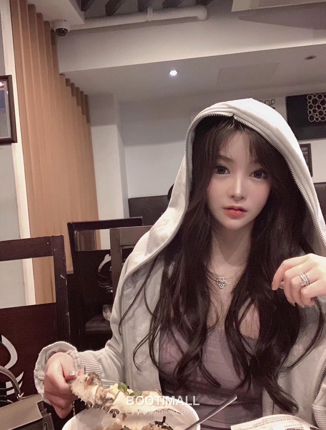 Harry Winston Diamond Loop Flower Sterling Silver 925 Gold Plated Necklace with Teardrop Crystal Pendant 해리윈스턴 다이아 루프 플라워 스털링 실버 925 골드도금 네클리스 티어드롭 크리스탈 펜던트 40cm 20