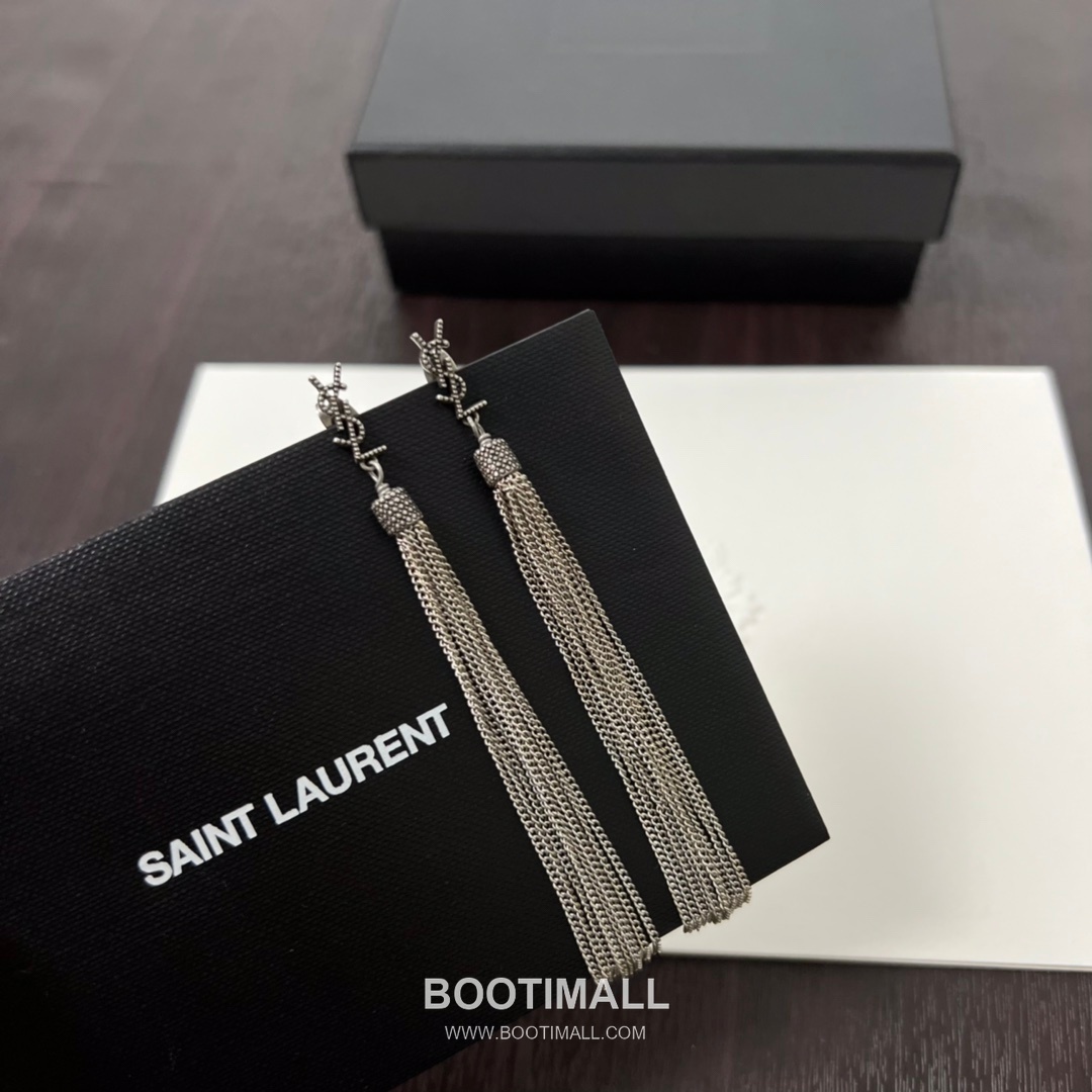 Saint Laurent Tassel Brass Gold Plated Drop Earring with Fringe Chain Detail 생로랑 태슬 황동 골드도금 드롭 이어링 프린지 체인 디테일 2