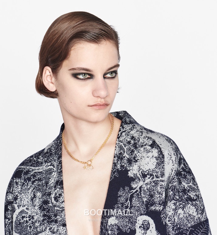 Dior CD Star Crystal Brass Silver Plated Necklace with Square Cut Pendant 디올 CD 스타 크리스탈 황동 실버도금 네클리스 스퀘어 컷 펜던트 1