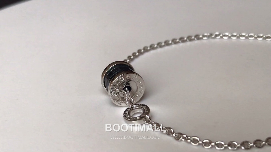 Bvlgari Red Man Ceramic Brass Gold Plated Bracelet with Engraved Pendant 불가리 레드맨 세라믹 황동 골드도금 브레이슬릿 인그레이브 펜던트 1