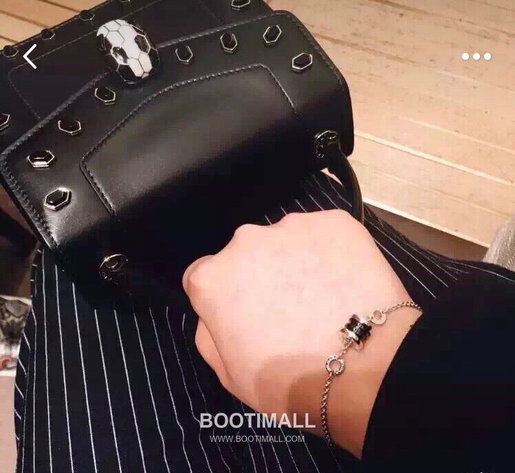 Bvlgari Red Man Ceramic Brass Gold Plated Bracelet with Engraved Pendant 불가리 레드맨 세라믹 황동 골드도금 브레이슬릿 인그레이브 펜던트 3