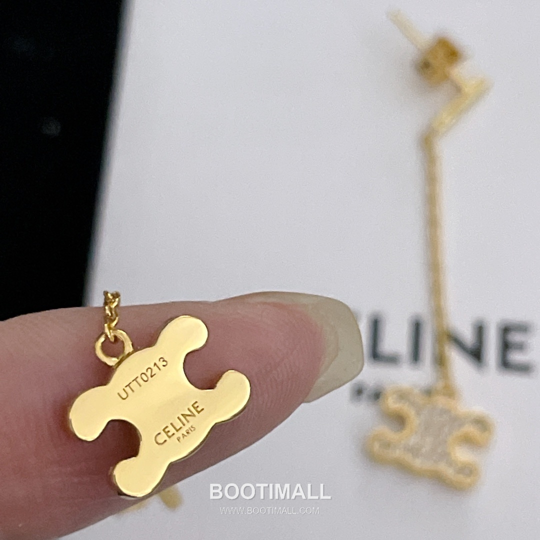 Celine Triomphe Full Crystal Brass Gold Plated Long Chain Drop Earring with Logo Pendant 셀린느 트리옹프 풀 크리스탈 황동 골드도금 롱 체인 드롭 이어링 로고 펜던트 11