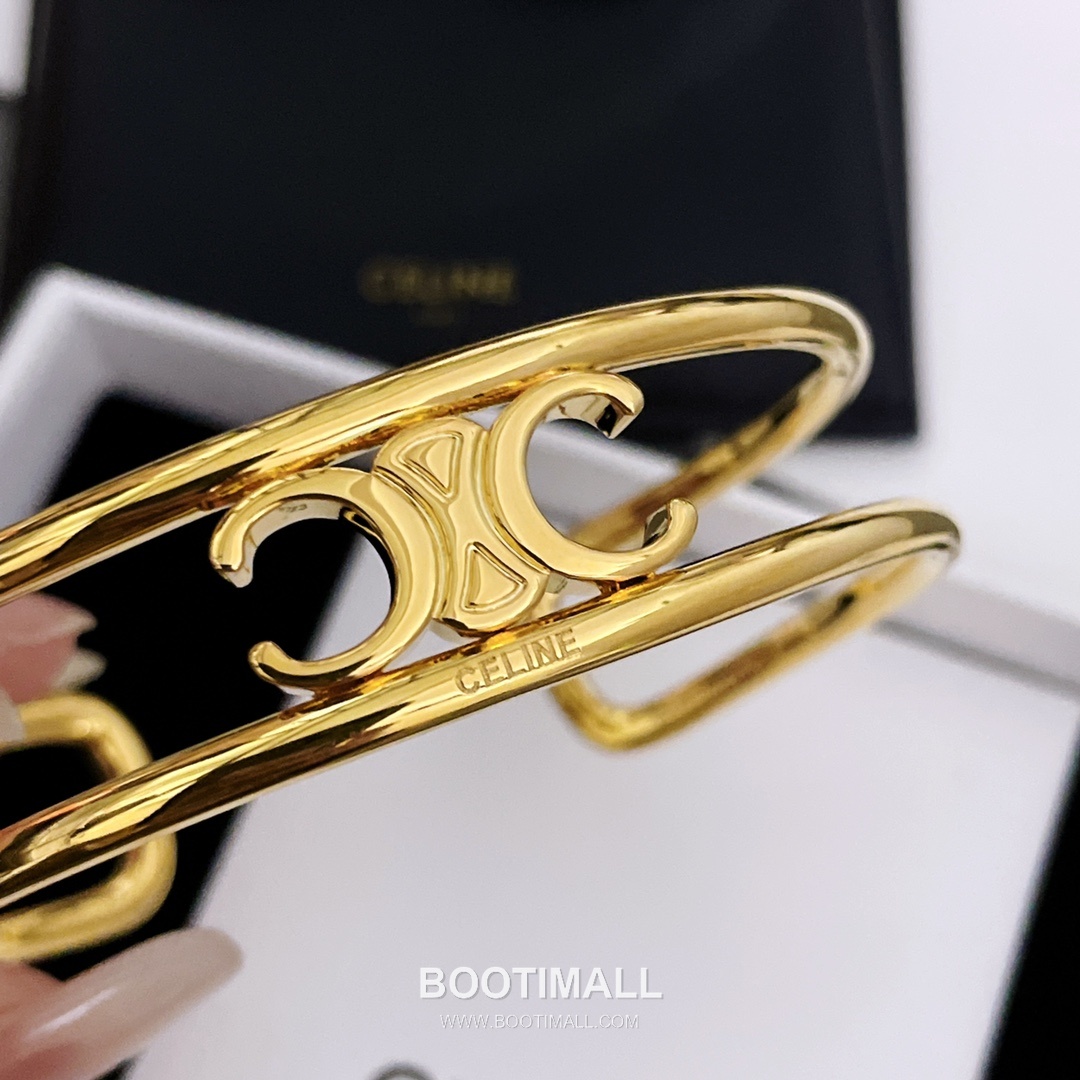Celine Triomphe Double Layer Brass Gold Plated Bracelet with Logo Bar Detail 셀린느 트리옹프 더블 레이어 황동 골드도금 브레이슬릿 로고 바 디테일 10