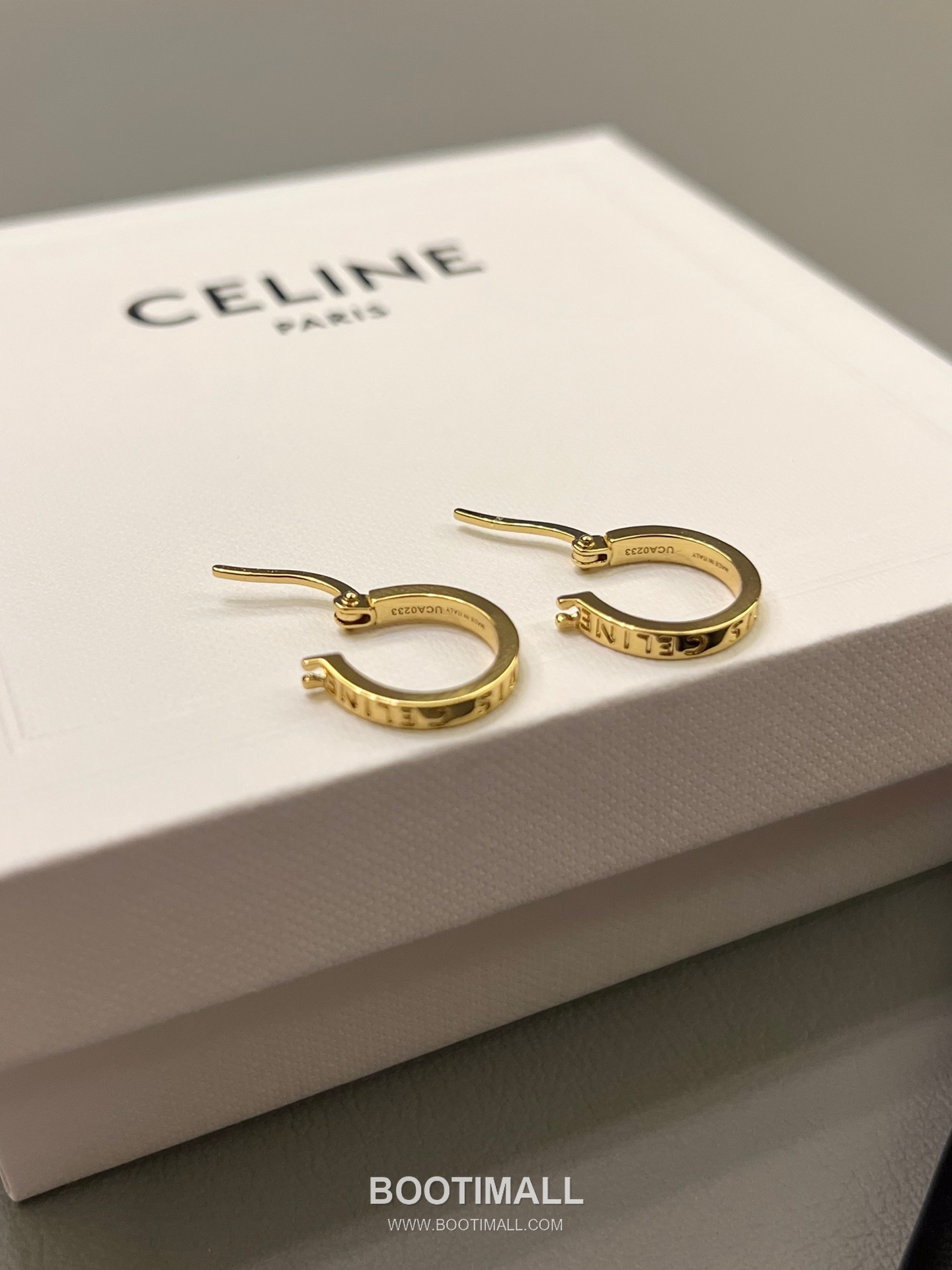 Celine C Logo Mini Hoop Brass Gold Plated Earring with Letter Detail 셀린느 C 로고 미니 후프 황동 골드도금 이어링 레터 디테일 8
