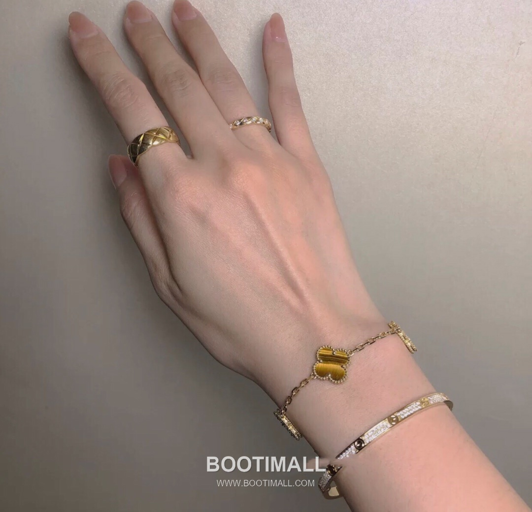 Van Cleef & Arpels Alhambra Five Clover Malachite Onyx Carnelian Mother of Pearl Sterling Silver 925 Bracelet with Beaded Chain 반클리프아펠 알함브라 파이브 클로버 말라카이트 오닉스 카넬리안 자개 스털링 실버 925 브레이슬릿 비드 체인 3