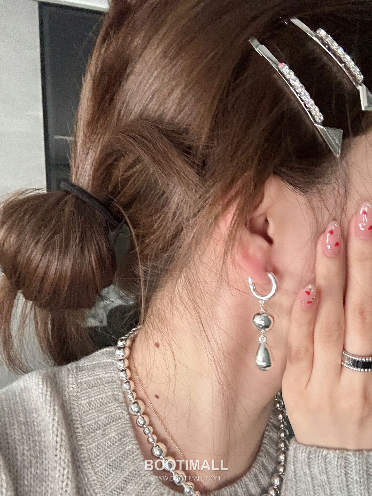 Prada Triangle Logo Brass Gold Silver Plated Hair Clip with Icon Plate Detail 프라다 트라이앵글 로고 황동 골드 실버도금 헤어 클립 아이콘 플레이트 디테일 2