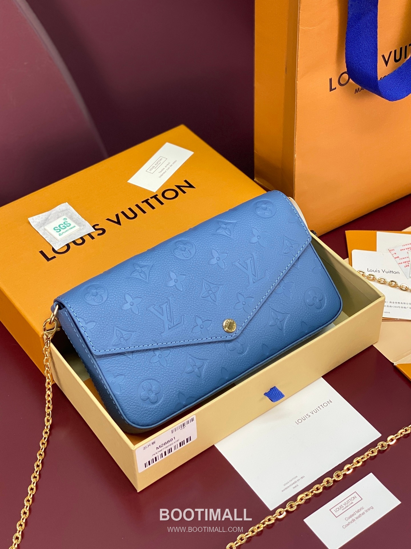 Louis Vuitton Pochette Félicie Monogram Empreinte Leather Crossbody Clutch Bag with Detachable Chain Strap Detail 루이비통 포쉐트 펠리시 모노그램 앙프렝뜨 크로스바디 클러치백 체인스트랩 M28891 21cm 1
