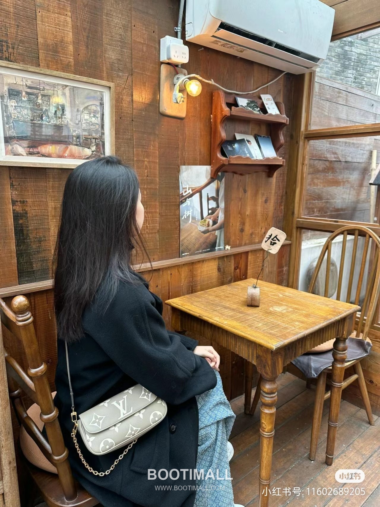 Louis Vuitton Wallet On Chain Monogram Empreinte Leather Crossbody Clutch Bag with Chain Strap Detail 루이비통 월렛 온 체인 모노그램 앙프렝뜨 크로스바디 클러치백 체인스트랩 M82211 23.5cm 6