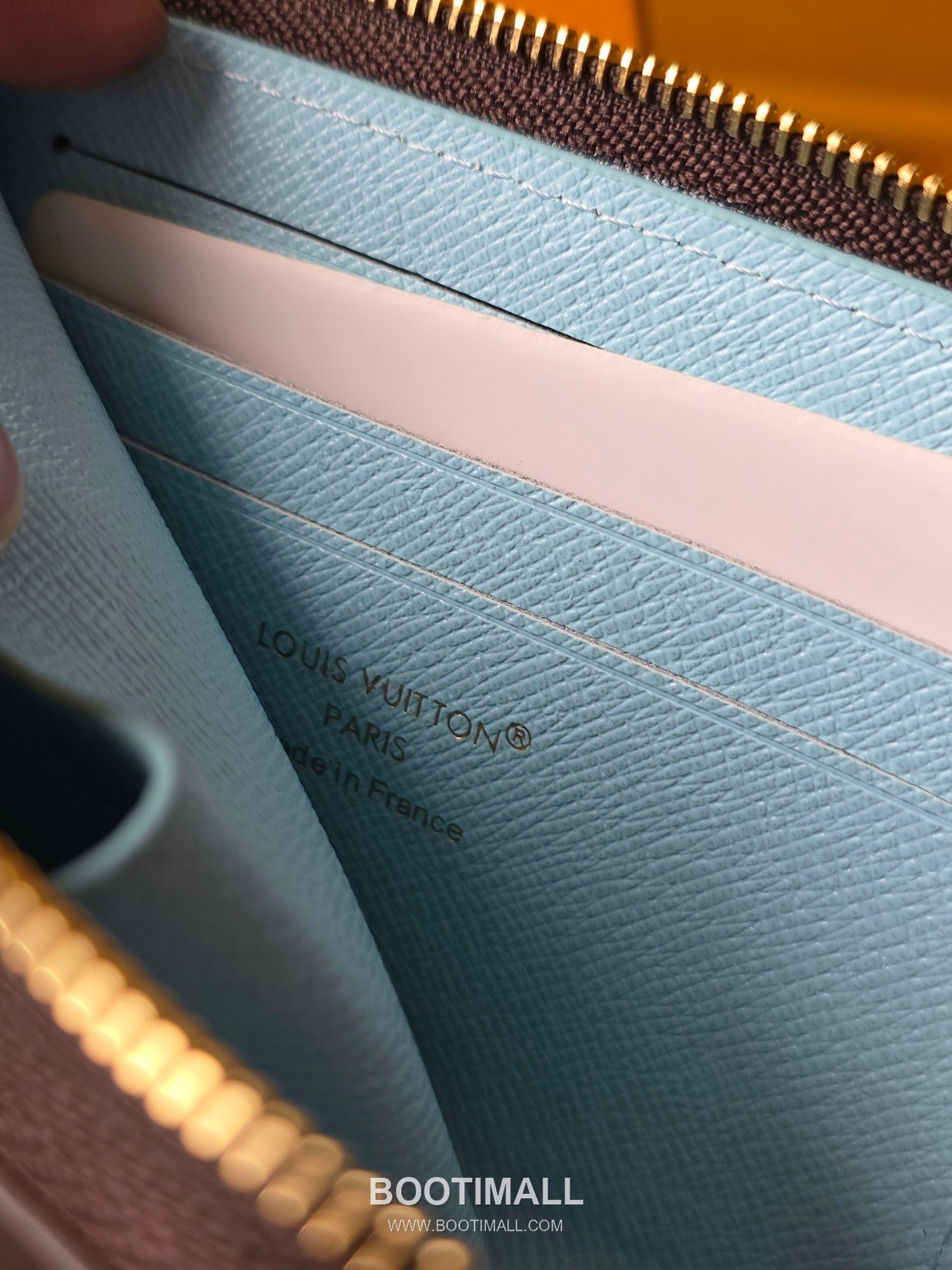 Louis Vuitton Noa Monogram Canvas Leather Zip Around Short Wallet with Contrast Lining Detail 루이비통 노아 모노그램 캔버스 반지갑 지퍼어라운드 M27768 11cm 8