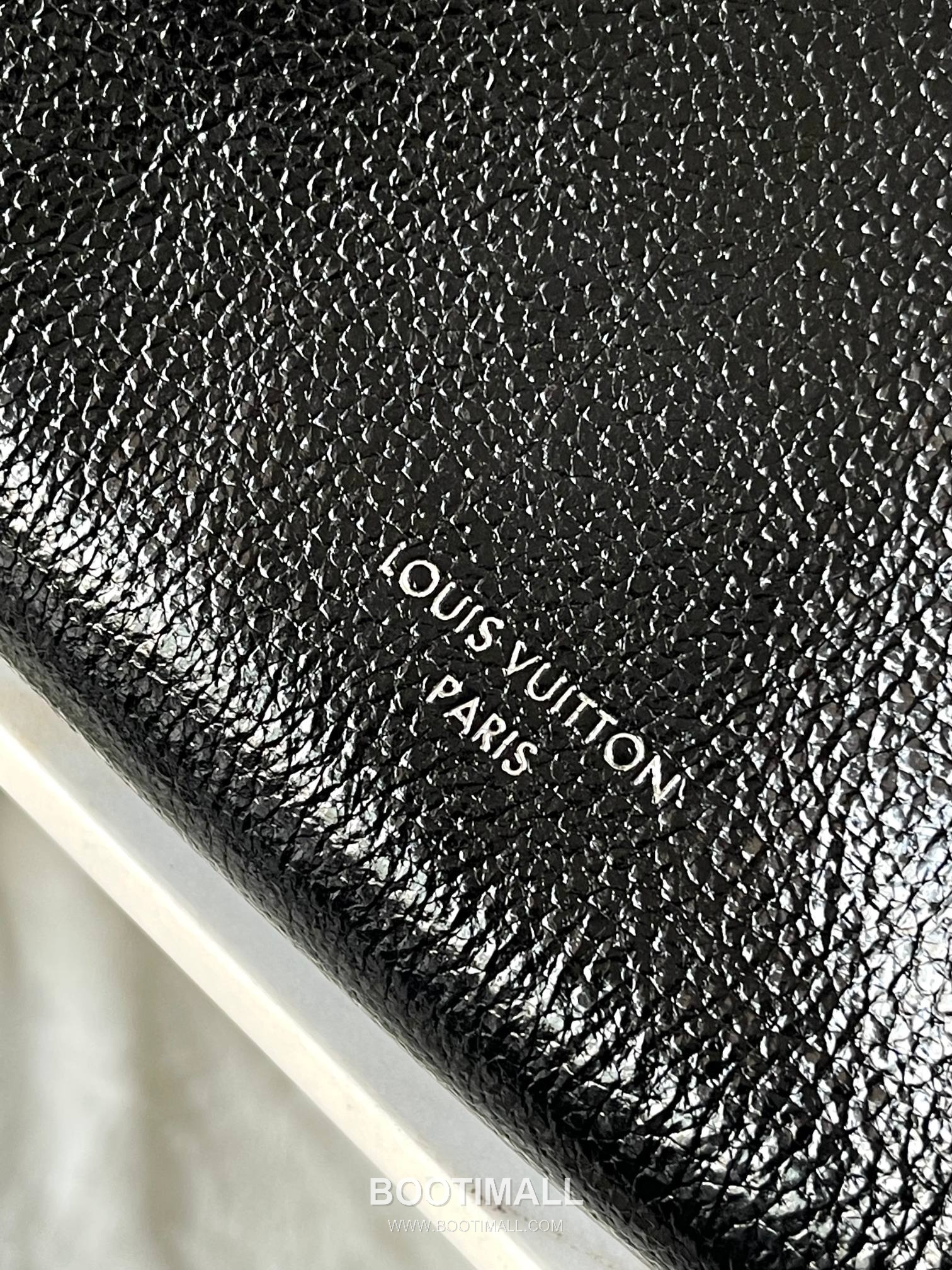 Louis Vuitton Express Small Cowhide Leather Top Handle Tote Bag with Zip Closure Detail 루이비통 익스프레스 스몰 카우하이드 레더 토트백 지퍼클로저 M27920 17cm 13