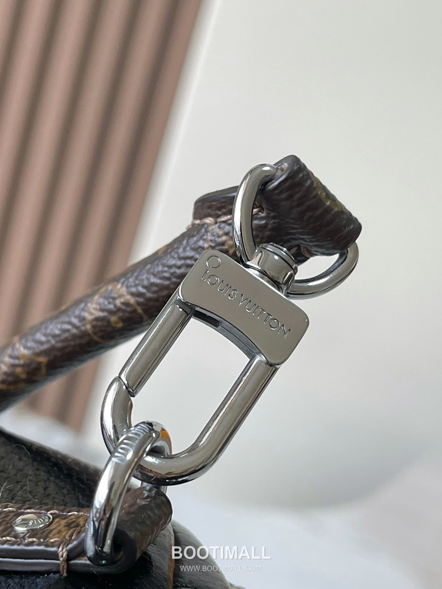 Louis Vuitton Express Small Cowhide Leather Top Handle Tote Bag with Zip Closure Detail 루이비통 익스프레스 스몰 카우하이드 레더 토트백 지퍼클로저 M27920 17cm 15