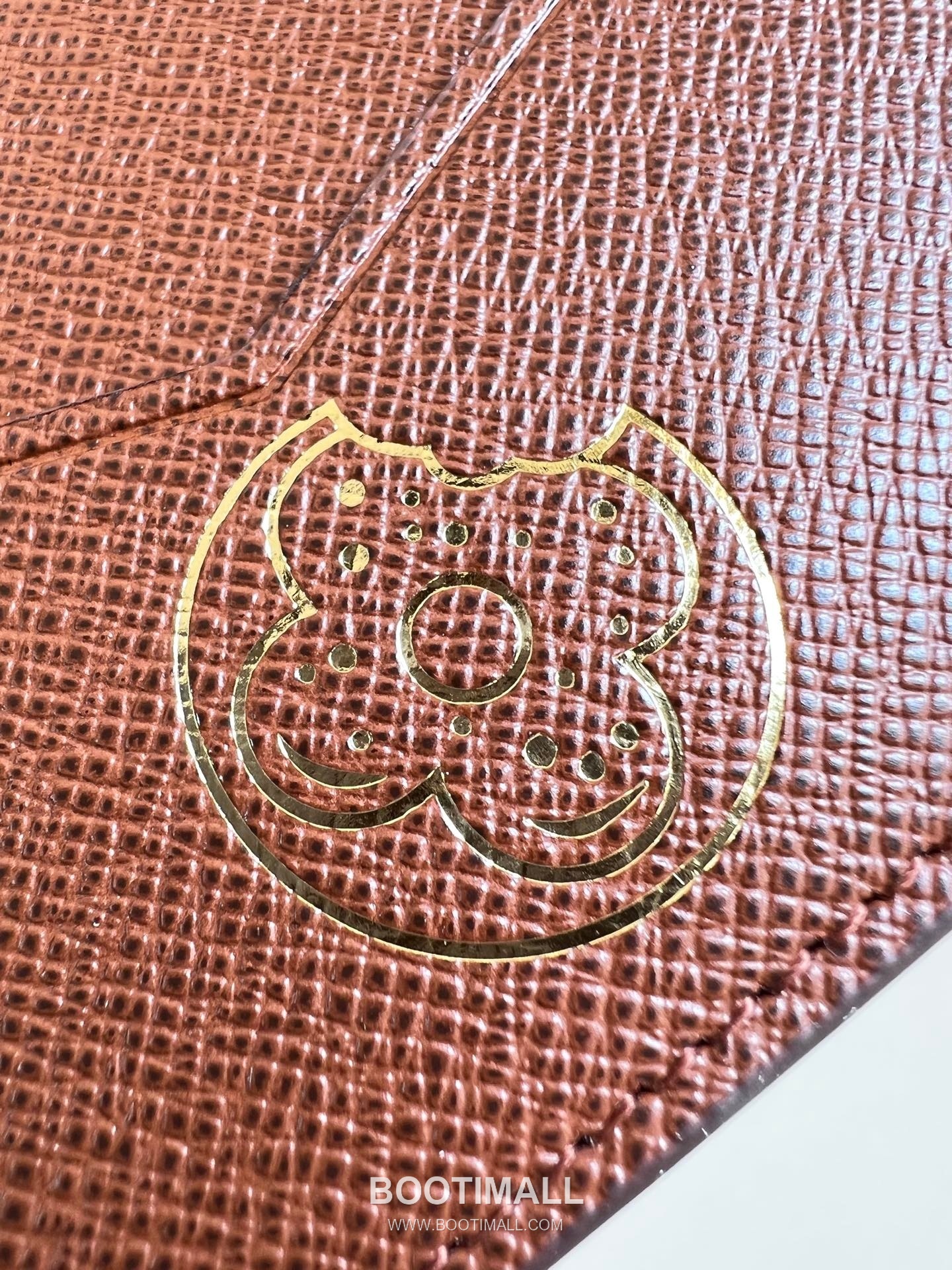 Louis Vuitton Monogram Canvas Passport Cover Wallet with Card Slots Detail 루이비통 모노그램 캔버스 여권지갑 카드슬롯 M28281 10cm 8