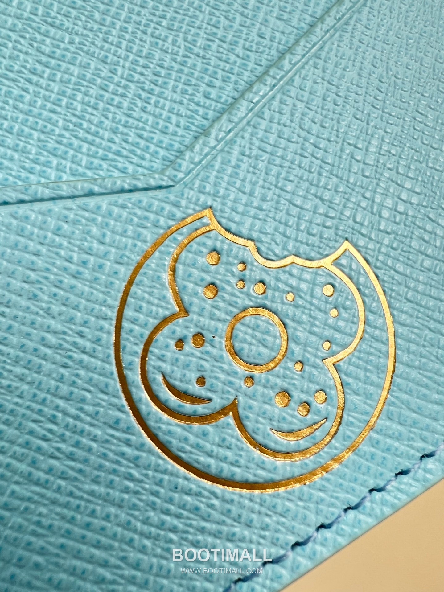 Louis Vuitton Monogram Canvas Passport Cover Wallet with Card Slots Detail 루이비통 모노그램 캔버스 여권지갑 카드슬롯 M28040 10cm 7