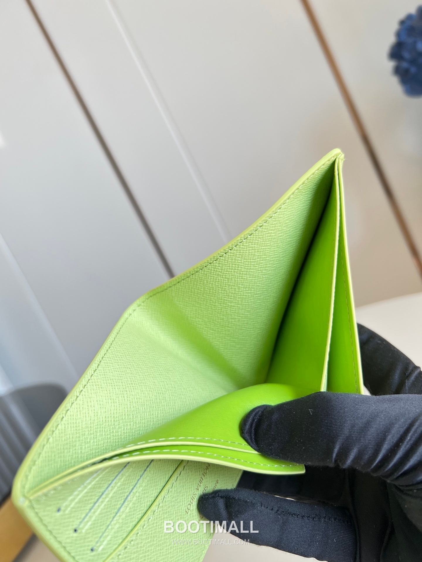 Louis Vuitton Slender Monogram Canvas Wallet with Multiple Card Slots Detail 루이비통 슬렌더 모노그램 캔버스 반지갑 카드슬롯 M28042 11.5cm 8