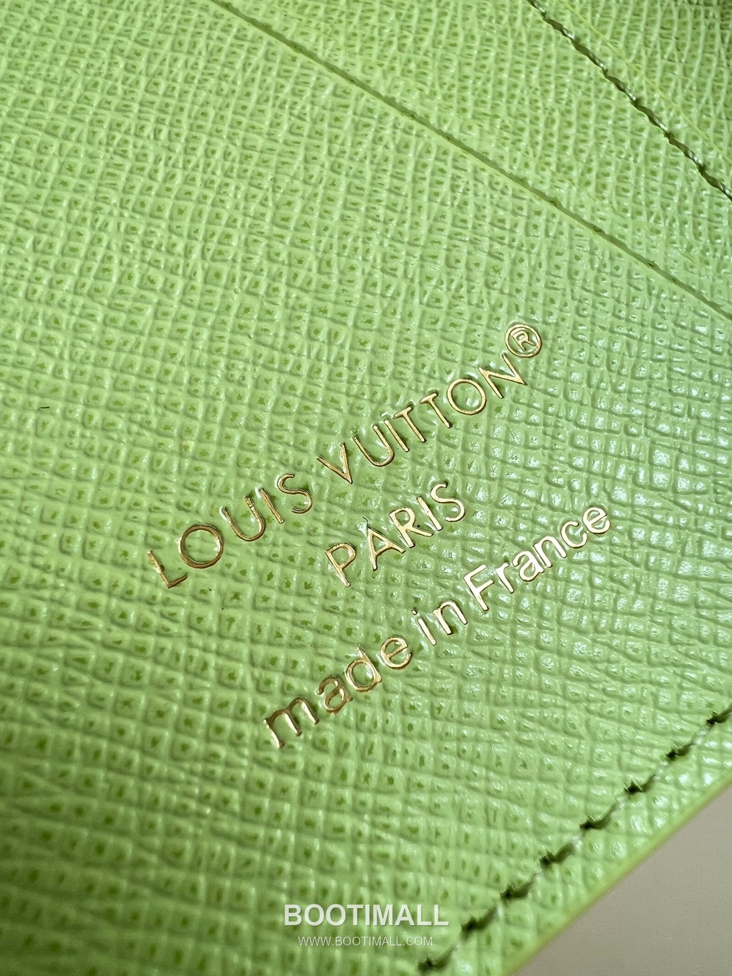 Louis Vuitton Pocket Organizer Brushed Monogram Leather Wallet with Card Slots Detail 루이비통 포켓 오거나이저 브러시드 모노그램 레더 카드지갑 M28044 7.5cm 7