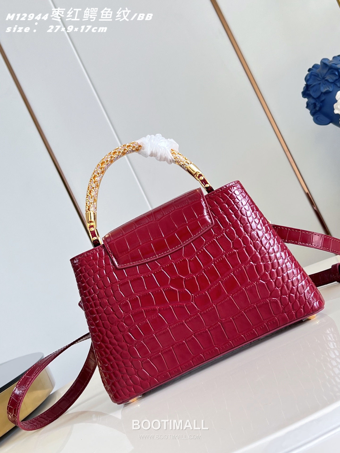 Louis Vuitton Capucines BB Taurillon Leather Top Handle Bag with Rhinestone LV Detail 루이비통 카퓌신 BB 토리옹 레더 탑핸들 토트백 라인스톤LV M12944 27cm 5