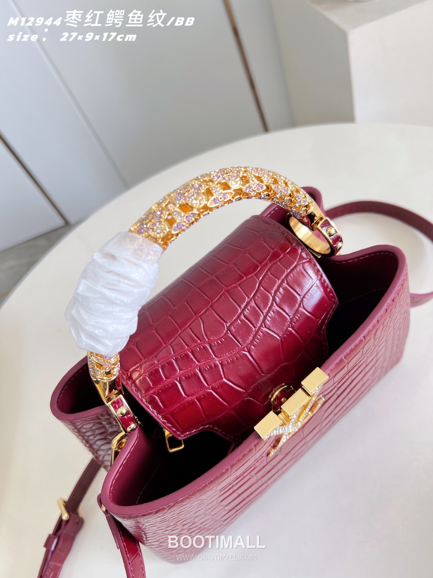 Louis Vuitton Capucines BB Taurillon Leather Top Handle Bag with Rhinestone LV Detail 루이비통 카퓌신 BB 토리옹 레더 탑핸들 토트백 라인스톤LV M12944 27cm 7