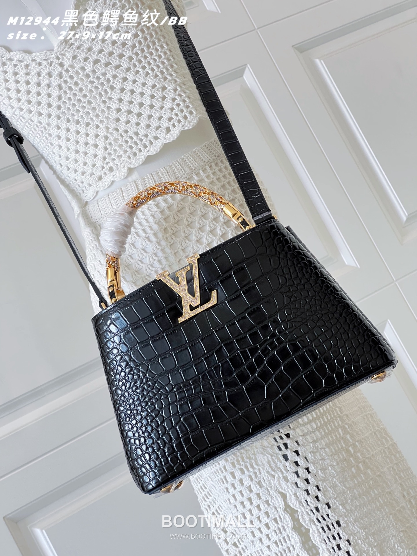 Louis Vuitton Capucines BB Taurillon Leather Top Handle Bag with Rhinestone LV Detail 루이비통 카퓌신 BB 토리옹 레더 탑핸들 토트백 라인스톤LV M12944 27cm 1