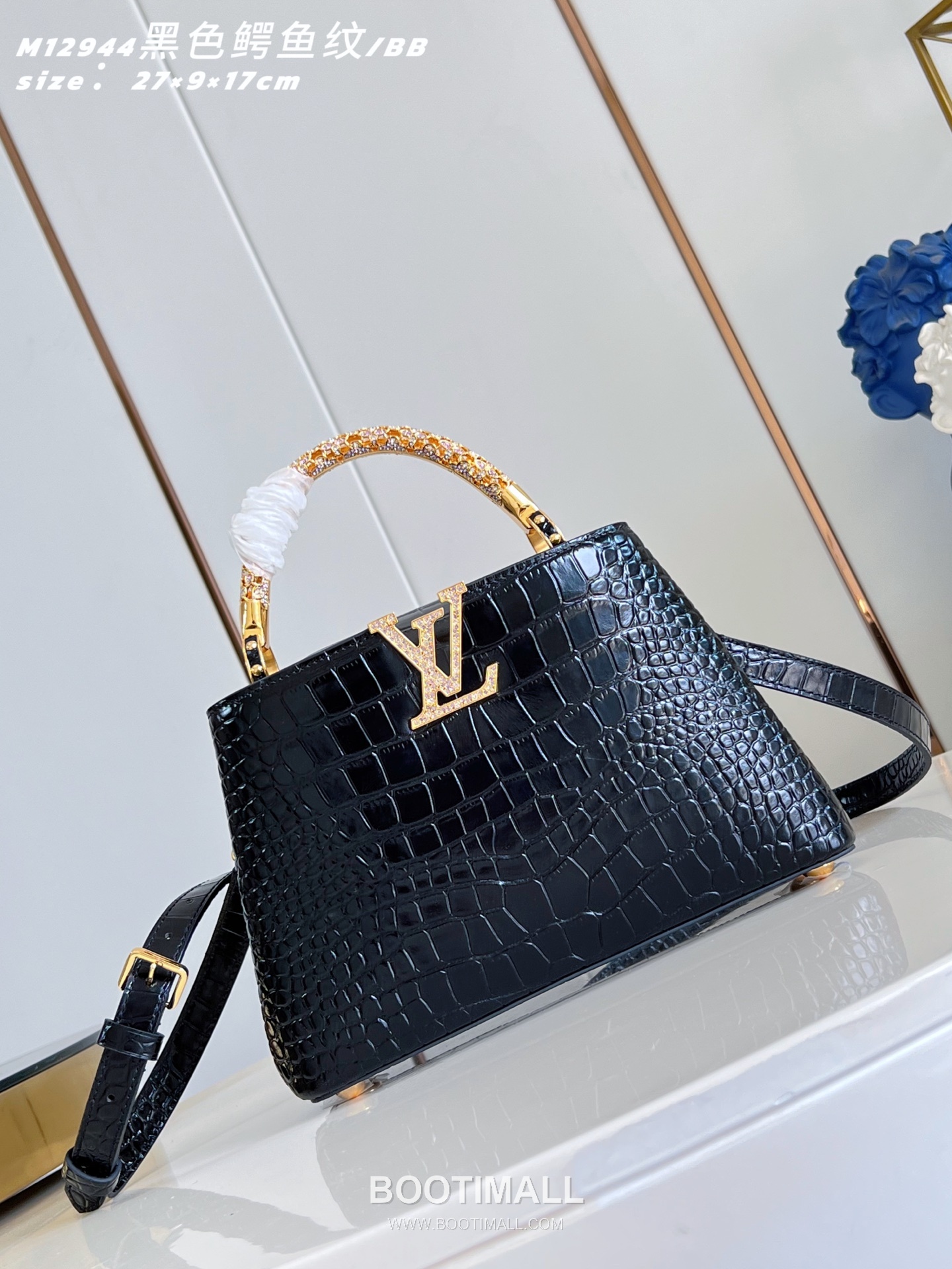 Louis Vuitton Capucines BB Taurillon Leather Top Handle Bag with Rhinestone LV Detail 루이비통 카퓌신 BB 토리옹 레더 탑핸들 토트백 라인스톤LV M12944 27cm 2