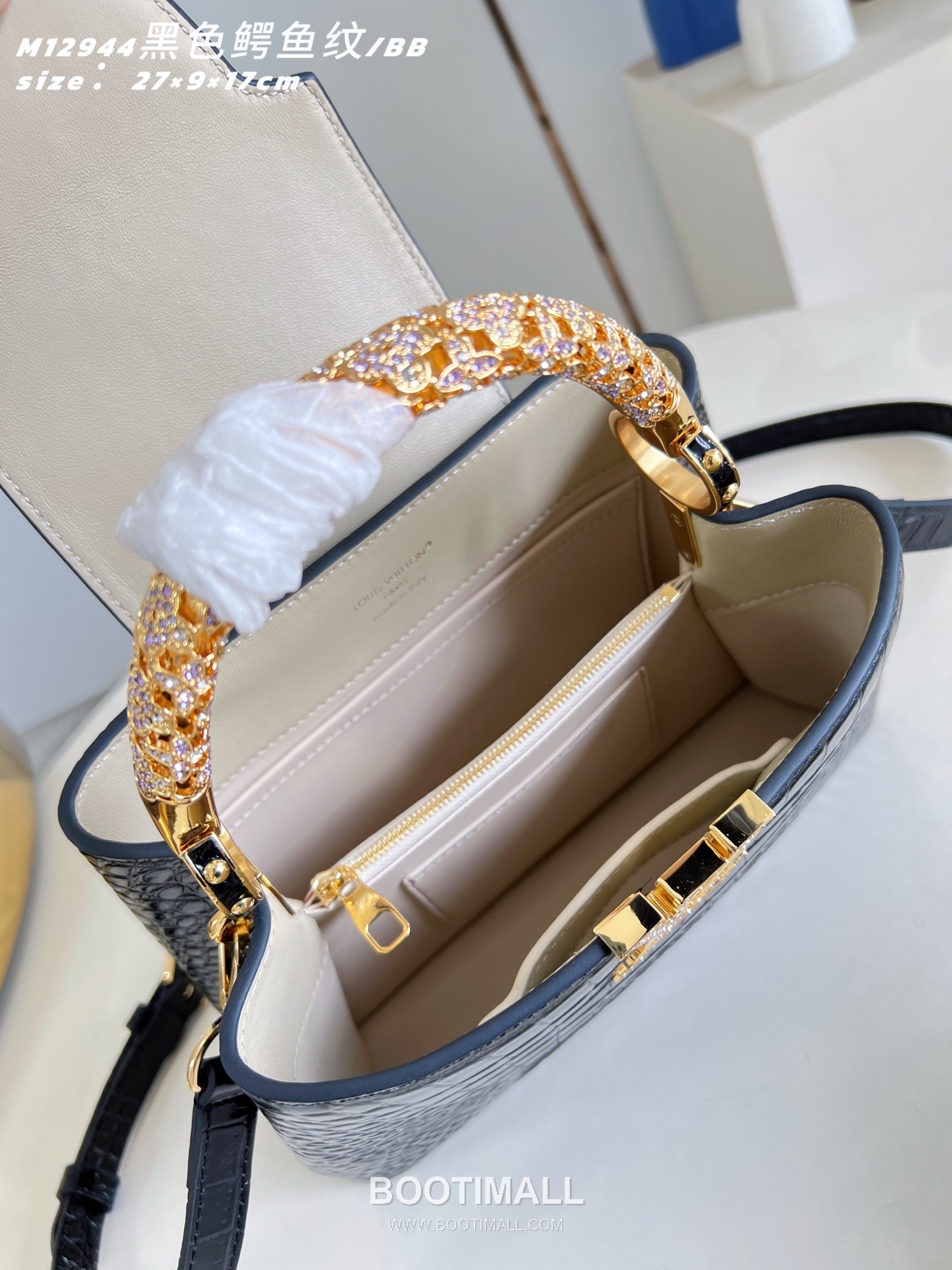 Louis Vuitton Capucines BB Taurillon Leather Top Handle Bag with Rhinestone LV Detail 루이비통 카퓌신 BB 토리옹 레더 탑핸들 토트백 라인스톤LV M12944 27cm 9