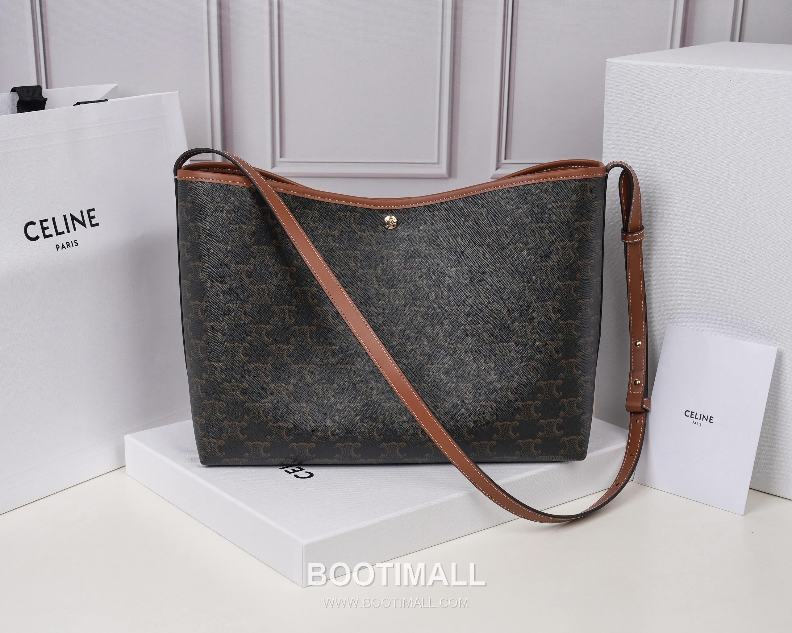 Louis Vuitton Monogram Canvas Cowhide Leather Tote Bag with Structured Body Detail 루이비통 모노그램 캔버스 카우하이드 토트백 스트럭처드바디 123912 32.5cm 12
