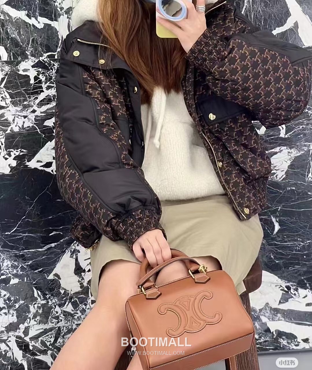 Celine Triomphe Embossed Cowhide Leather Boston Bucket Bag with Top Handle Strap Detail 셀린느 트리옹프 엠보싱 카우하이드 보스턴 버킷백 탑핸들 113773 20cm 4