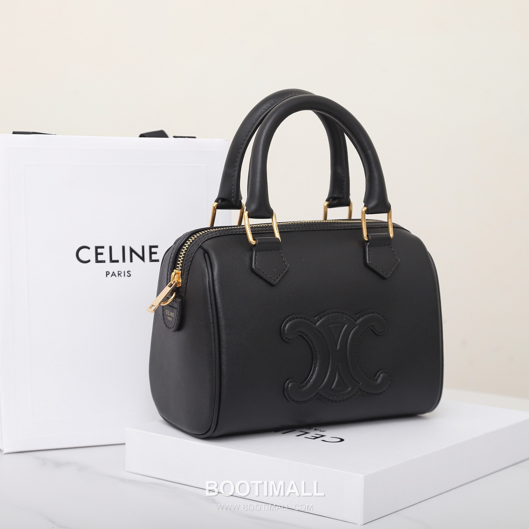 Celine Triomphe Embossed Cowhide Leather Boston Bucket Bag with Top Handle Strap Detail 셀린느 트리옹프 엠보싱 카우하이드 보스턴 버킷백 탑핸들 113773 20cm 9