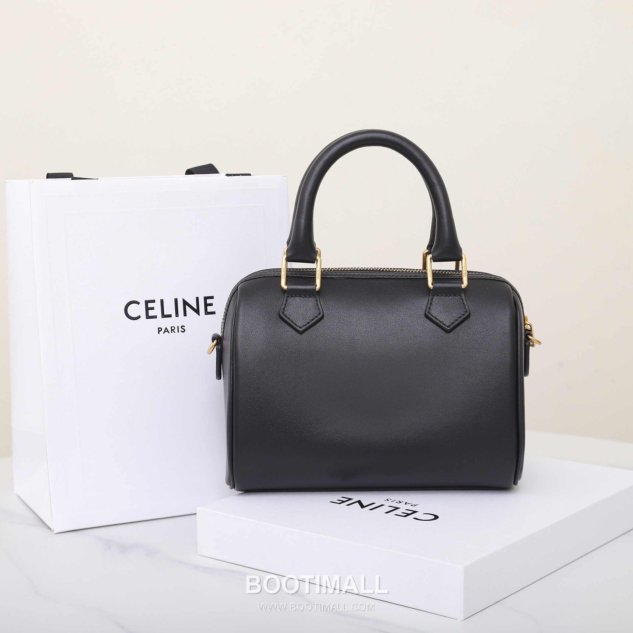 Celine Triomphe Embossed Cowhide Leather Boston Bucket Bag with Top Handle Strap Detail 셀린느 트리옹프 엠보싱 카우하이드 보스턴 버킷백 탑핸들 113773 20cm 11