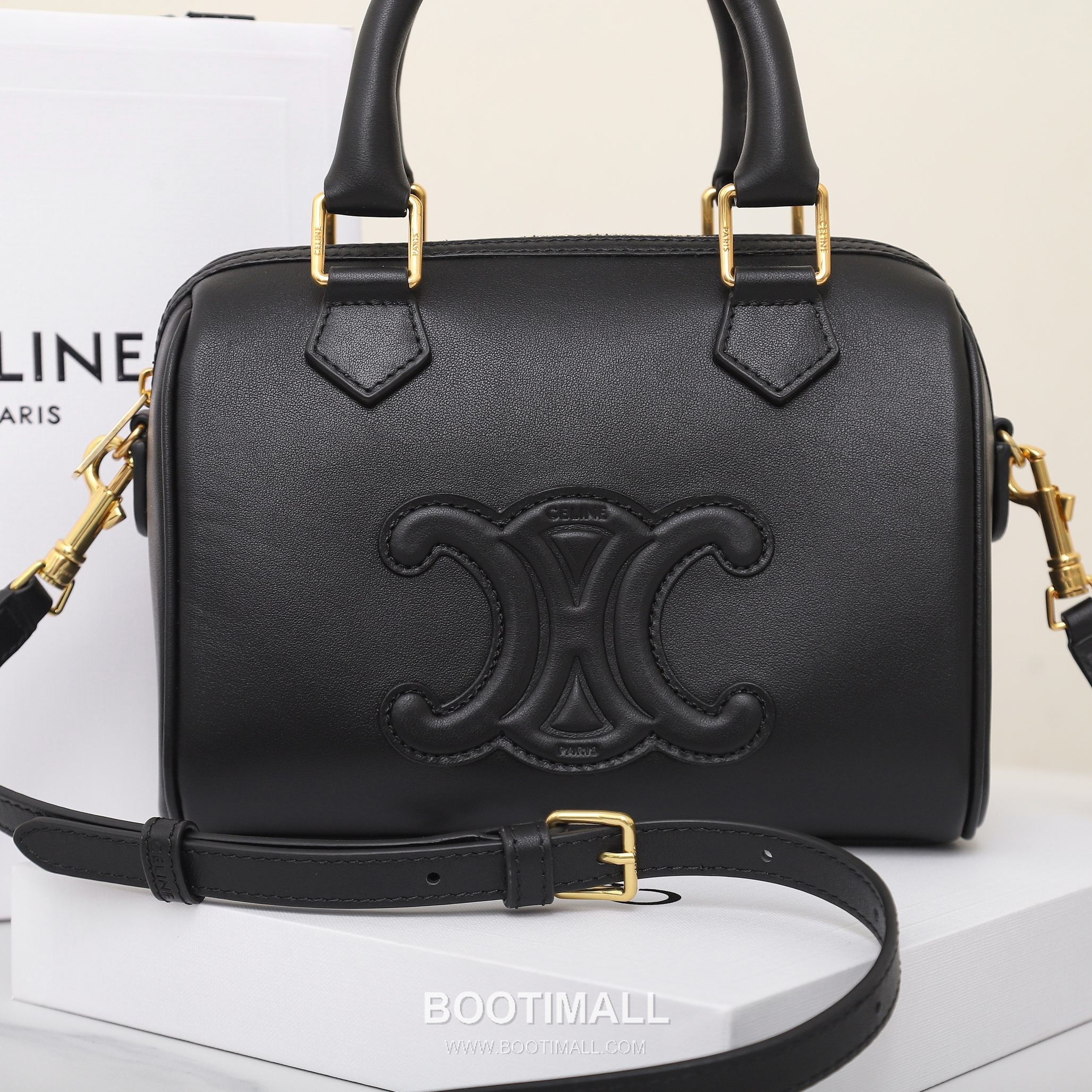 Celine Triomphe Embossed Cowhide Leather Boston Bucket Bag with Top Handle Strap Detail 셀린느 트리옹프 엠보싱 카우하이드 보스턴 버킷백 탑핸들 113773 20cm 12