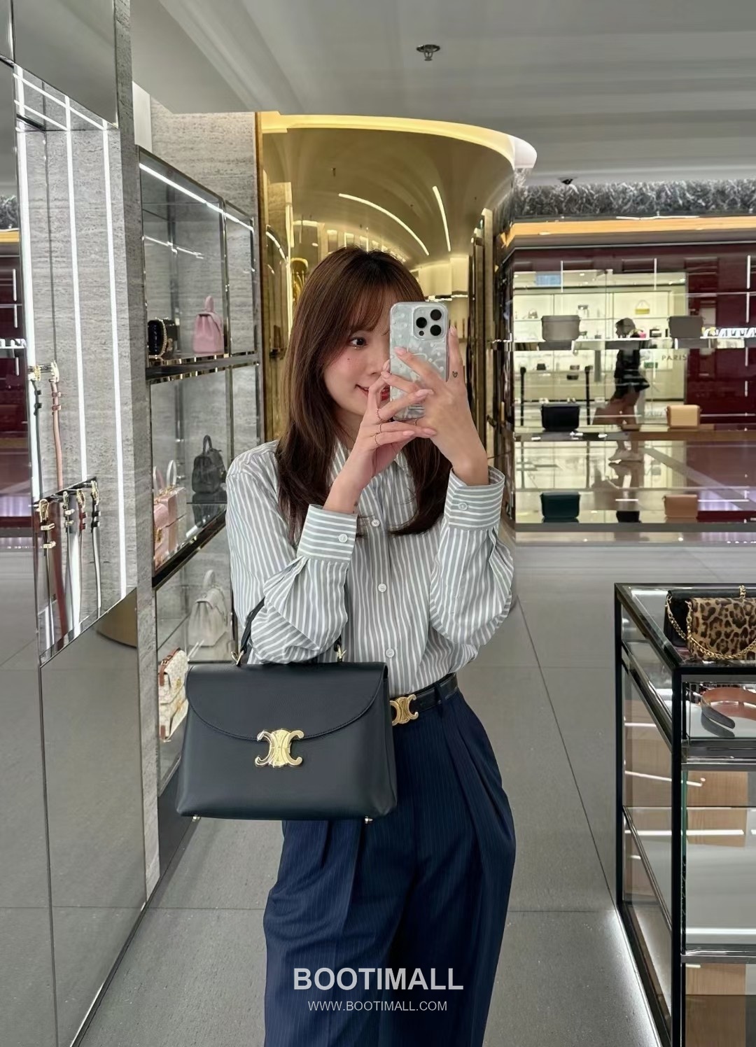 Celine Nino Triomphe Cowhide Leather Top Handle Shoulder Bag with Lock Detail 셀린느 니노 트리옹프 카우하이드 탑핸들 숄더백 락디테일 117523 26cm 2