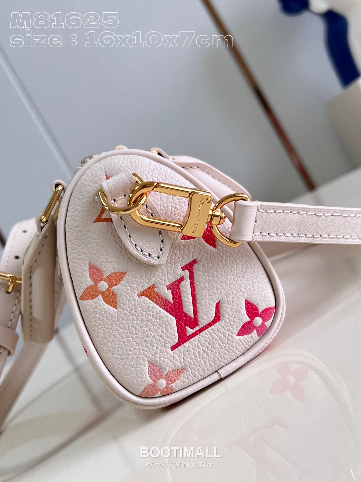 Louis Vuitton Nano Speedy Monogram Empreinte Leather Mini Boston Bag with Gradient Print Detail 루이비통 나노 스피디 모노그램 앙프렝뜨 미니 보스턴백 그라데이션프린트 M83452 16cm 3