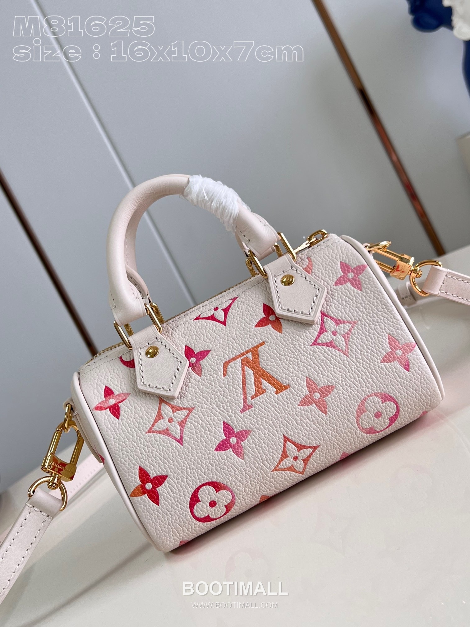 Louis Vuitton Nano Speedy Monogram Empreinte Leather Mini Boston Bag with Gradient Print Detail 루이비통 나노 스피디 모노그램 앙프렝뜨 미니 보스턴백 그라데이션프린트 M83452 16cm 4