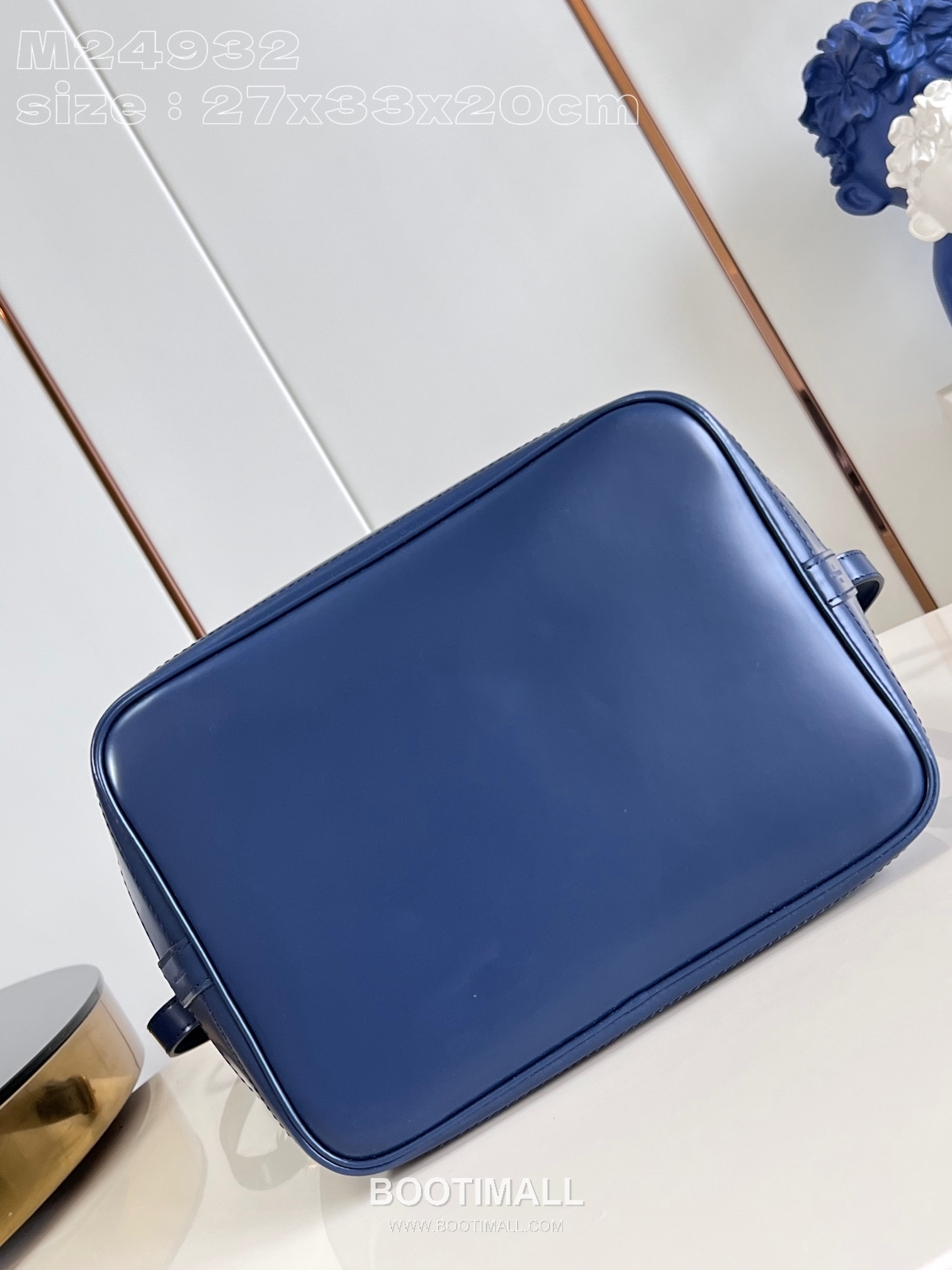 Louis Vuitton Noé MM Epi Calfskin Leather Bucket Bag with Drawstring Detail 루이비통 노에 MM 에피 카프스킨 버킷백 드로스트링 M24932 27cm 8