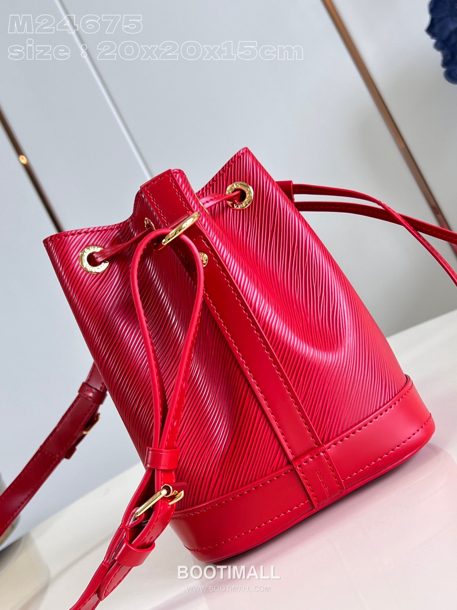 Louis Vuitton Noé BB Epi Calfskin Leather Bucket Bag with Embossed Wave Detail 루이비통 노에 BB 에피 카프스킨 버킷백 웨이브엠보싱 M24675 20cm 4