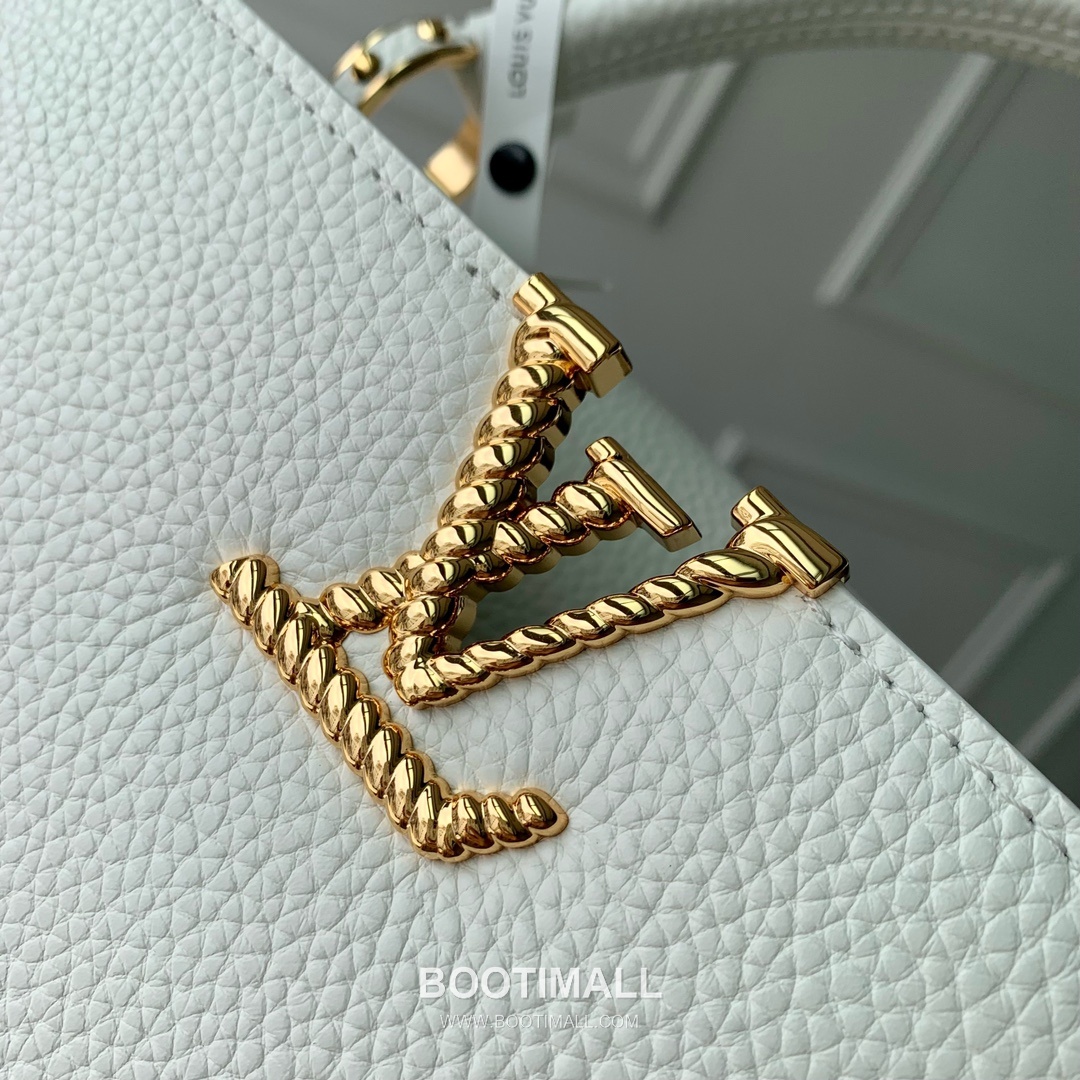 Louis Vuitton Capucines Mini Taurillon Leather Top Handle Tote Bag with Chain LV Detail 루이비통 카퓌신 미니 토리옹 레더 탑핸들 토트백 체인LV M24673 21cm 6